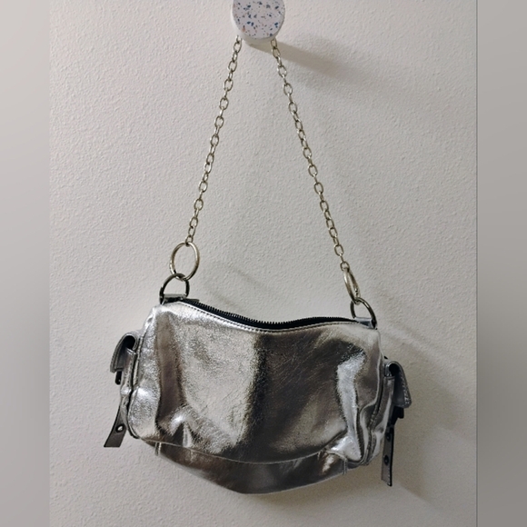 Pull & Bear Silver Stylish Bag With Silver Chain Strap - Picture 5 of 6